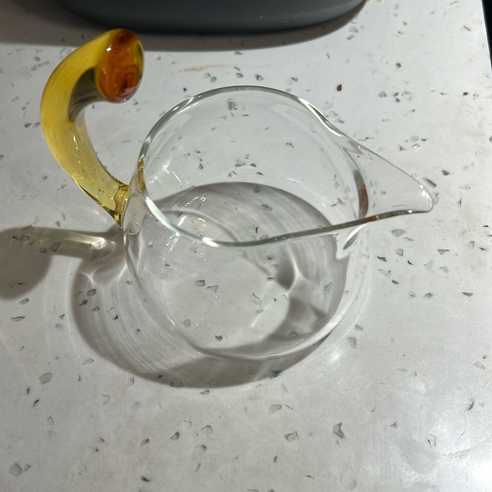 Glass creamer / Chai hai / gong dao bei